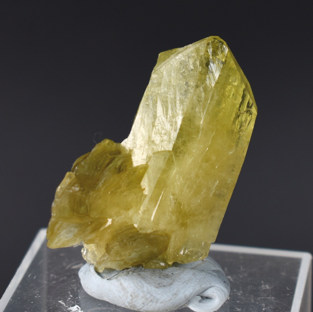 Brazilianite Crystal Cluster with Muscovite - from Linopolis, Minas Gerais, Brazil, museum quality, 9.8g - Image 2