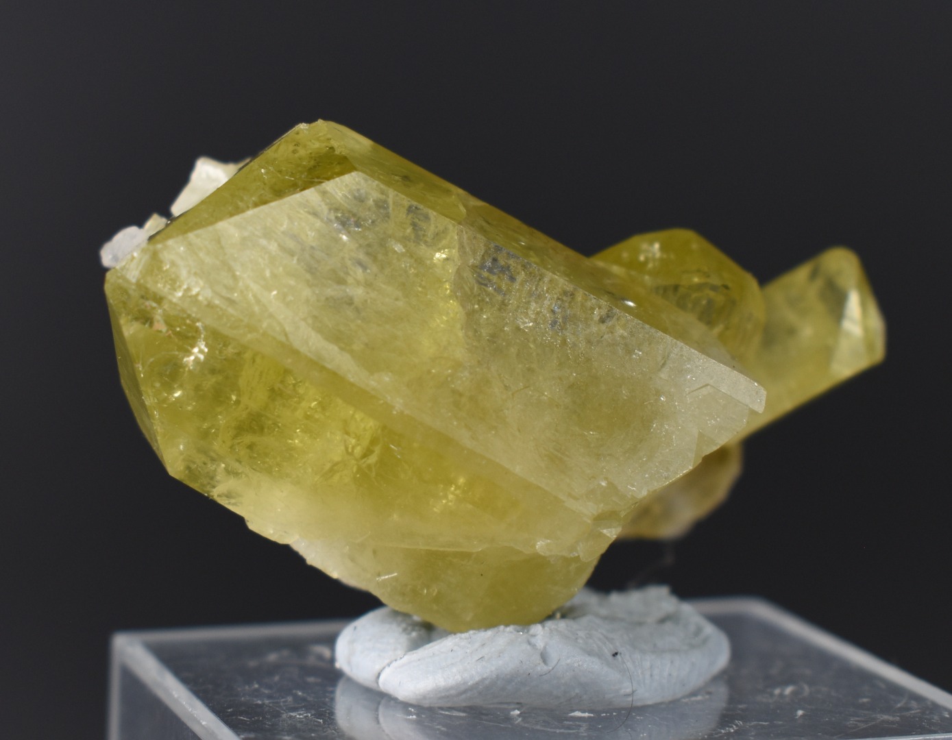 Brazilianite Crystal Cluster with Albite & Muscovite - from Linopolis, Minas Gerais, Brazil, museum quality, 24g - Image 4