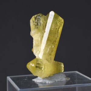 Brazilianite Crystal Cluster with Albite & Muscovite - from Linopolis, Minas Gerais, Brazil, museum quality, 6.3g