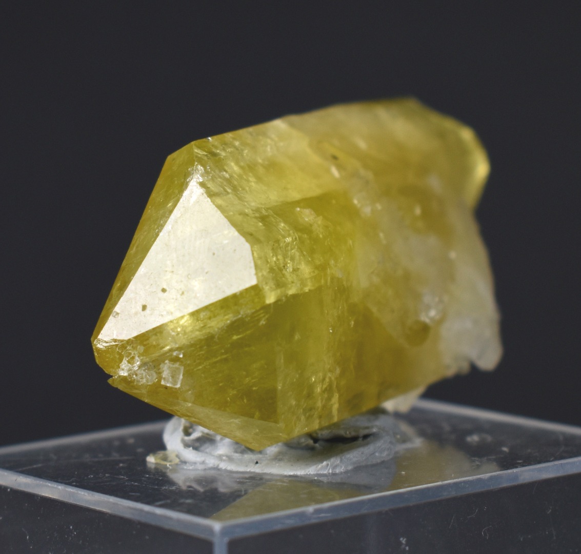 Brazilianite Crystal Cluster with Albite Feldspar - from Linopolis, Minas Gerais, Brazil, museum quality, 21g - Image 7