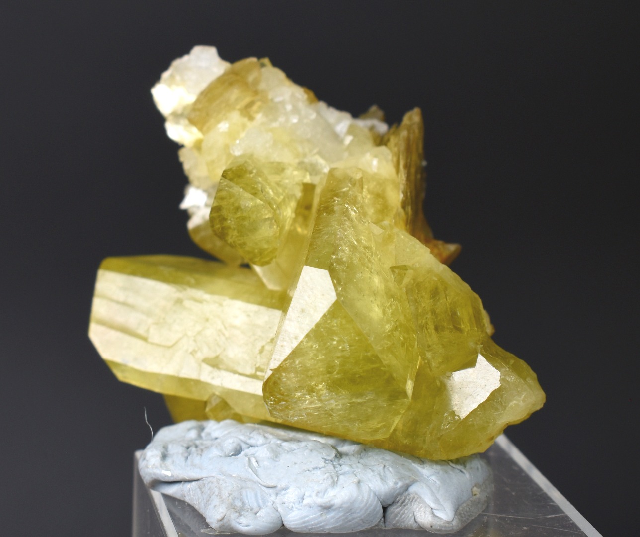 Brazilianite Crystal Cluster with Albite & Muscovite - from Linopolis, Minas Gerais, Brazil, museum quality, 46g - Image 3
