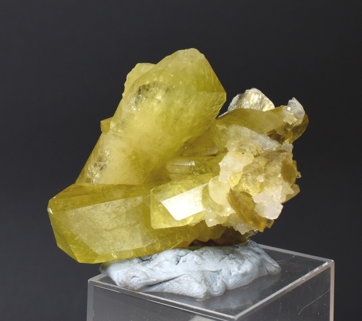 Brazilianite Crystal Cluster with Albite & Muscovite - from Linopolis, Minas Gerais, Brazil, museum quality, 46g - Image 6