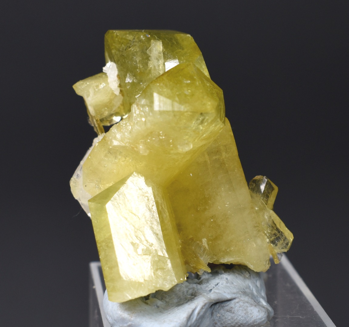 Brazilianite Crystal Cluster with Albite & Muscovite - from Linopolis, Minas Gerais, Brazil, museum quality, 28g - Image 2
