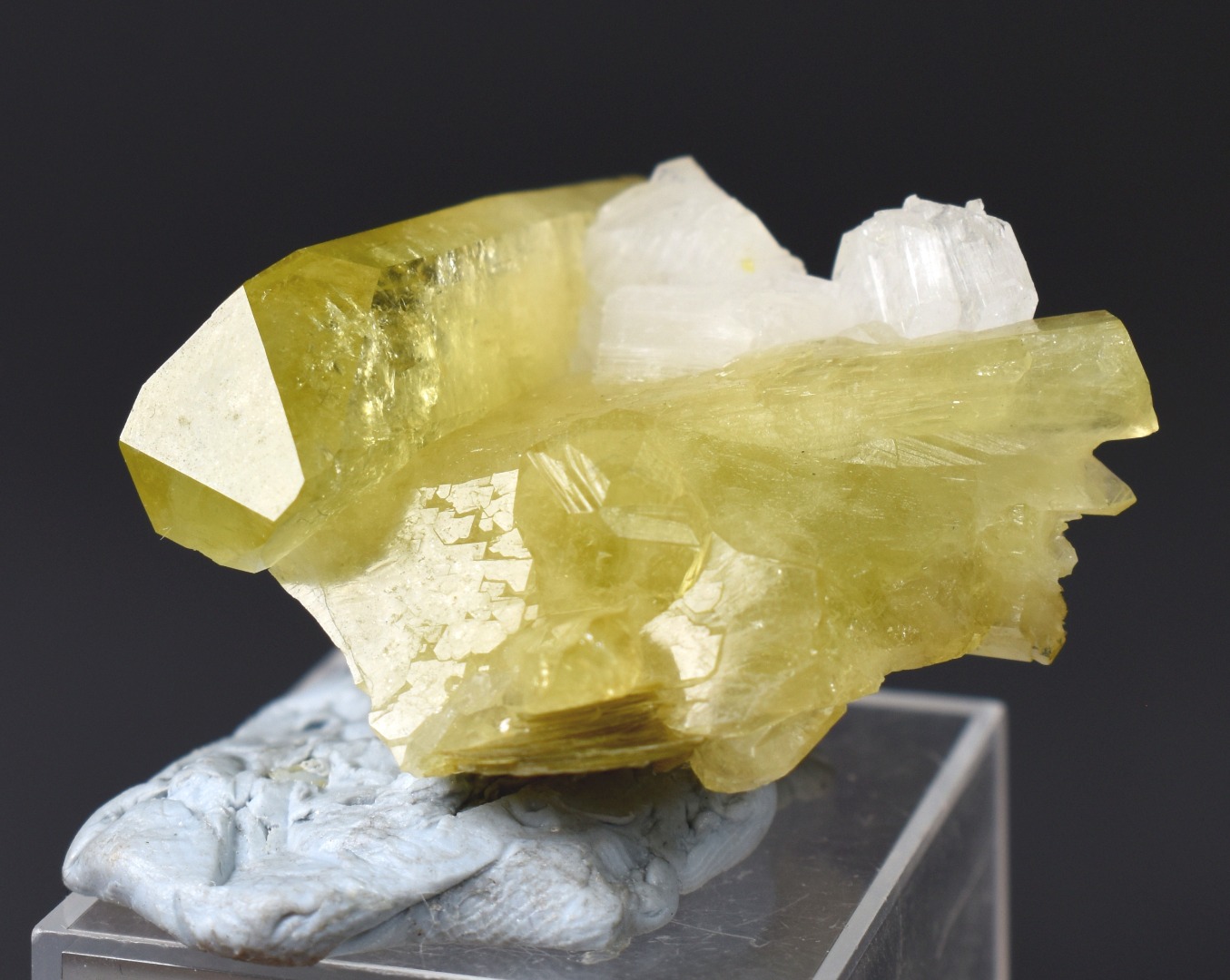 Brazilianite Crystal Cluster with Albite & Muscovite - from Linopolis, Minas Gerais, Brazil, museum quality, 27g