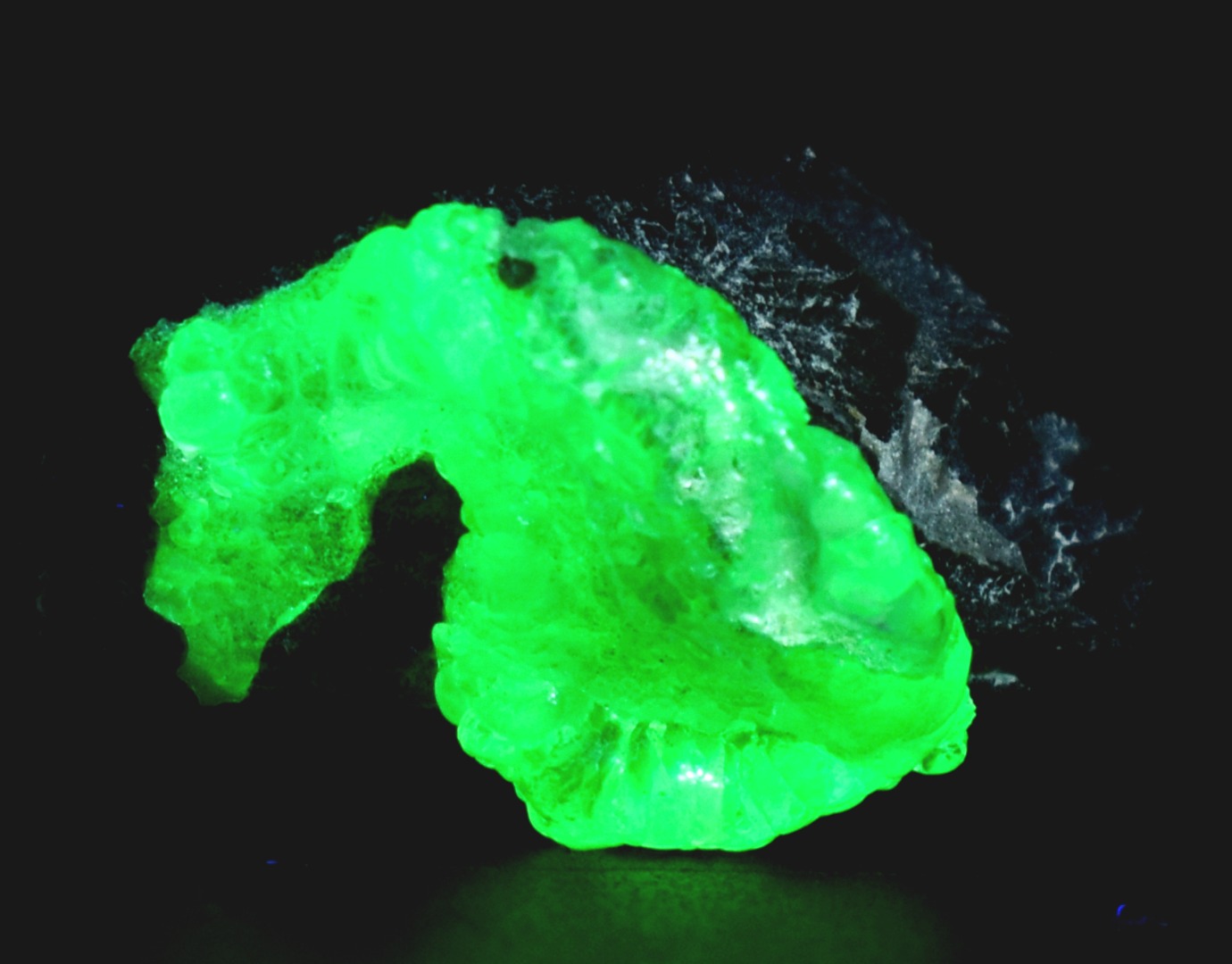 Fluorescent Hyalite Opal with Smoky Quartz - Mineral from Erongo Mountains Namibia, 5.7 grams - Image 8
