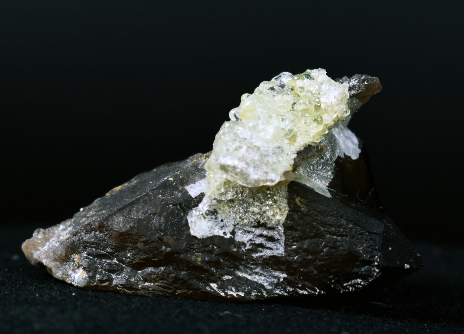 Fluorescent Hyalite Opal with Smoky Quartz - Mineral from Erongo Mountains Namibia, 26 grams - Image 9