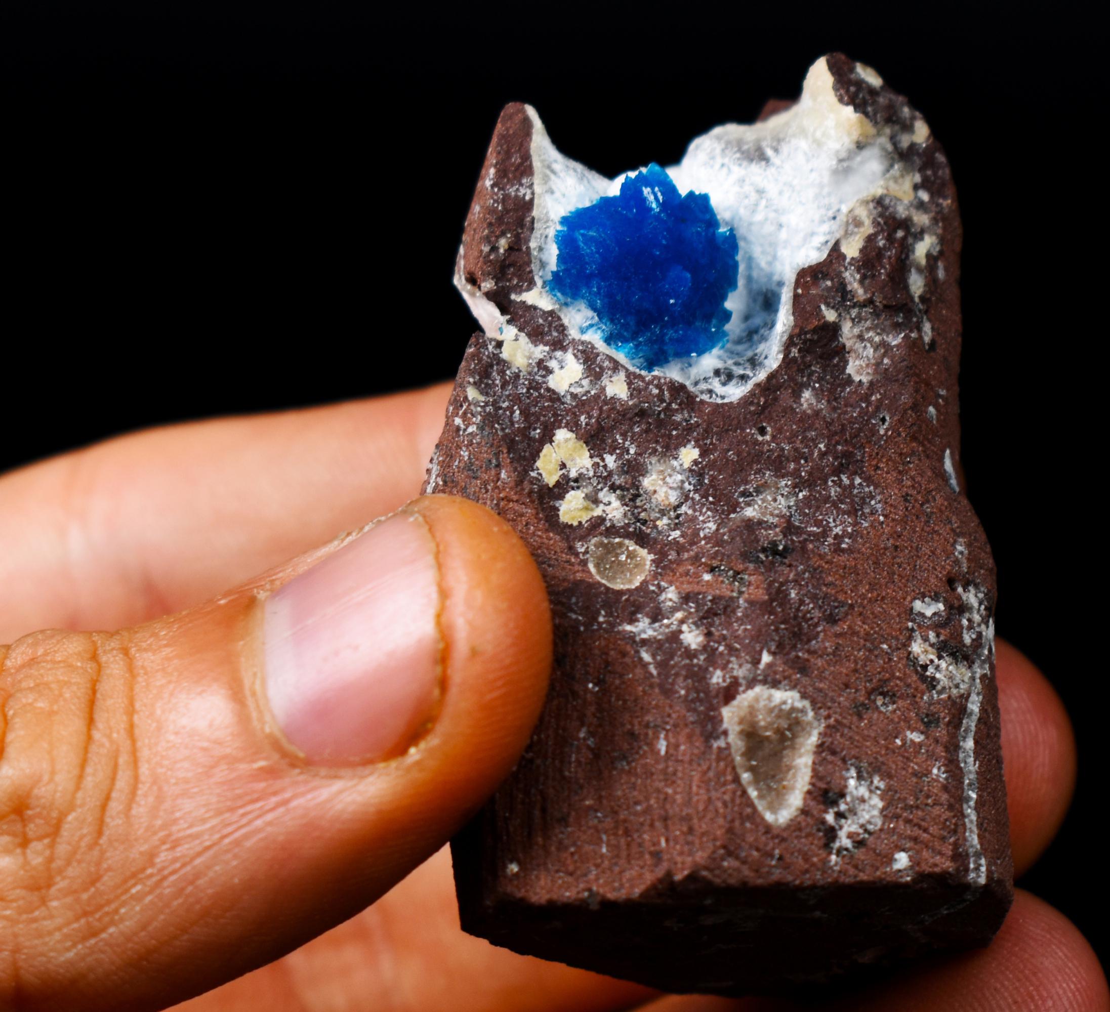 Rare Cavansite Cluster with Stilbite & Mordenite On Matrix from Wagholi, Pune, India - 57 grams - Image 5