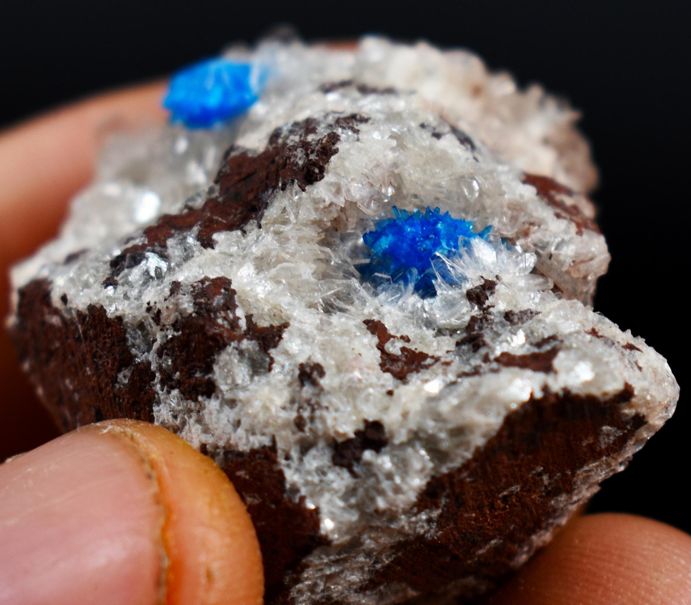 Rare Cavansite and Pentagonite Cluster with Stilbite On Matrix from Wagholi, Pune, India - 21 grams - Image 3