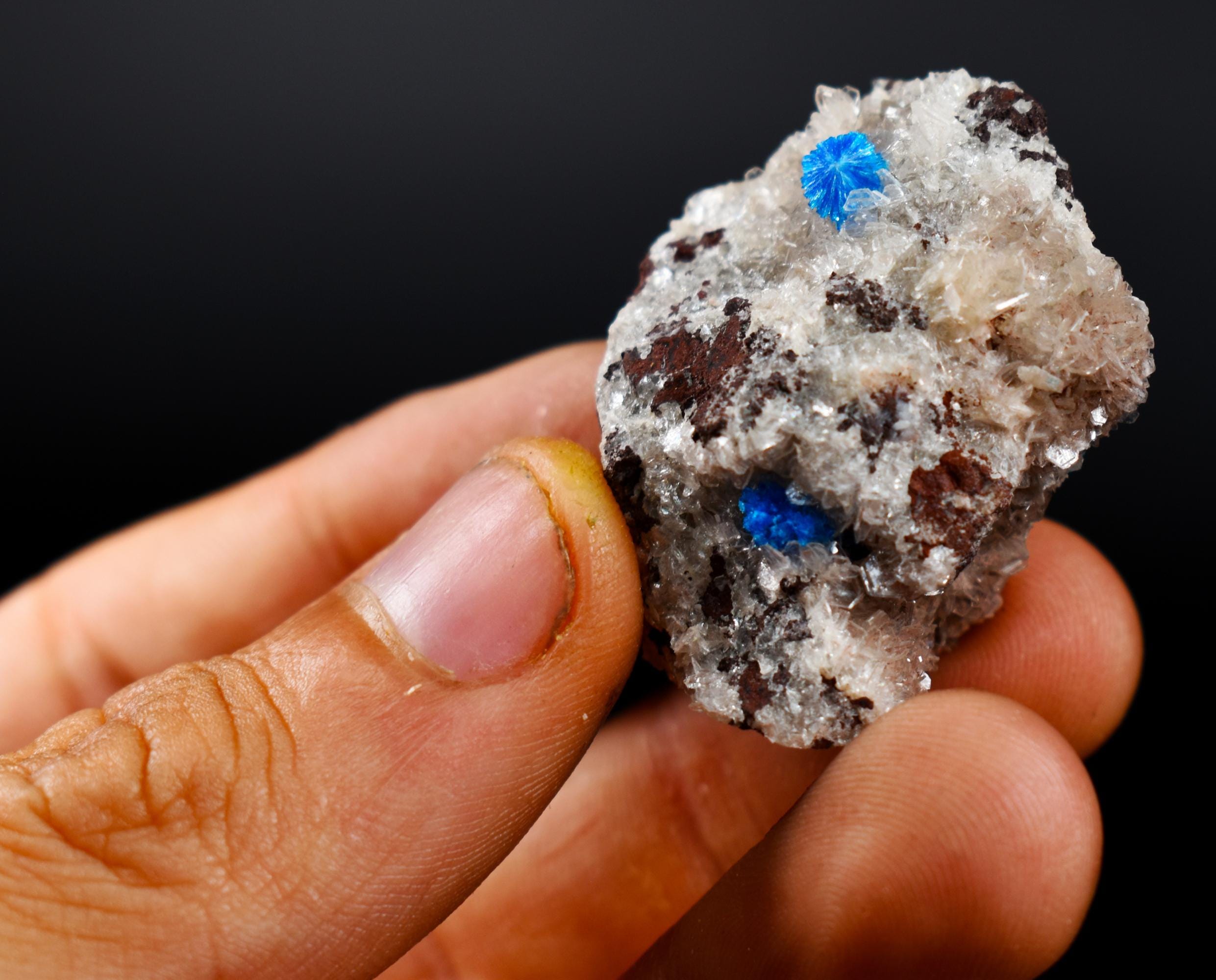 Rare Cavansite and Pentagonite Cluster with Stilbite On Matrix from Wagholi, Pune, India - 21 grams - Image 5