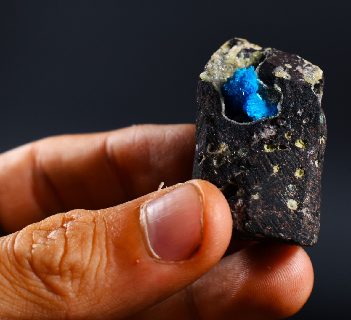 Rare Cavansite Cluster with Stilbite On Matrix from Wagholi, Pune, India - 27 grams - Image 5