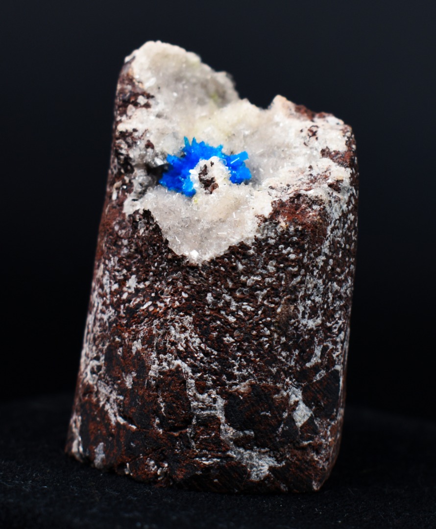 Rare Pentagonite Cluster with Stilbite On Matrix from Wagholi, Pune, India - 97 grams - Image 3