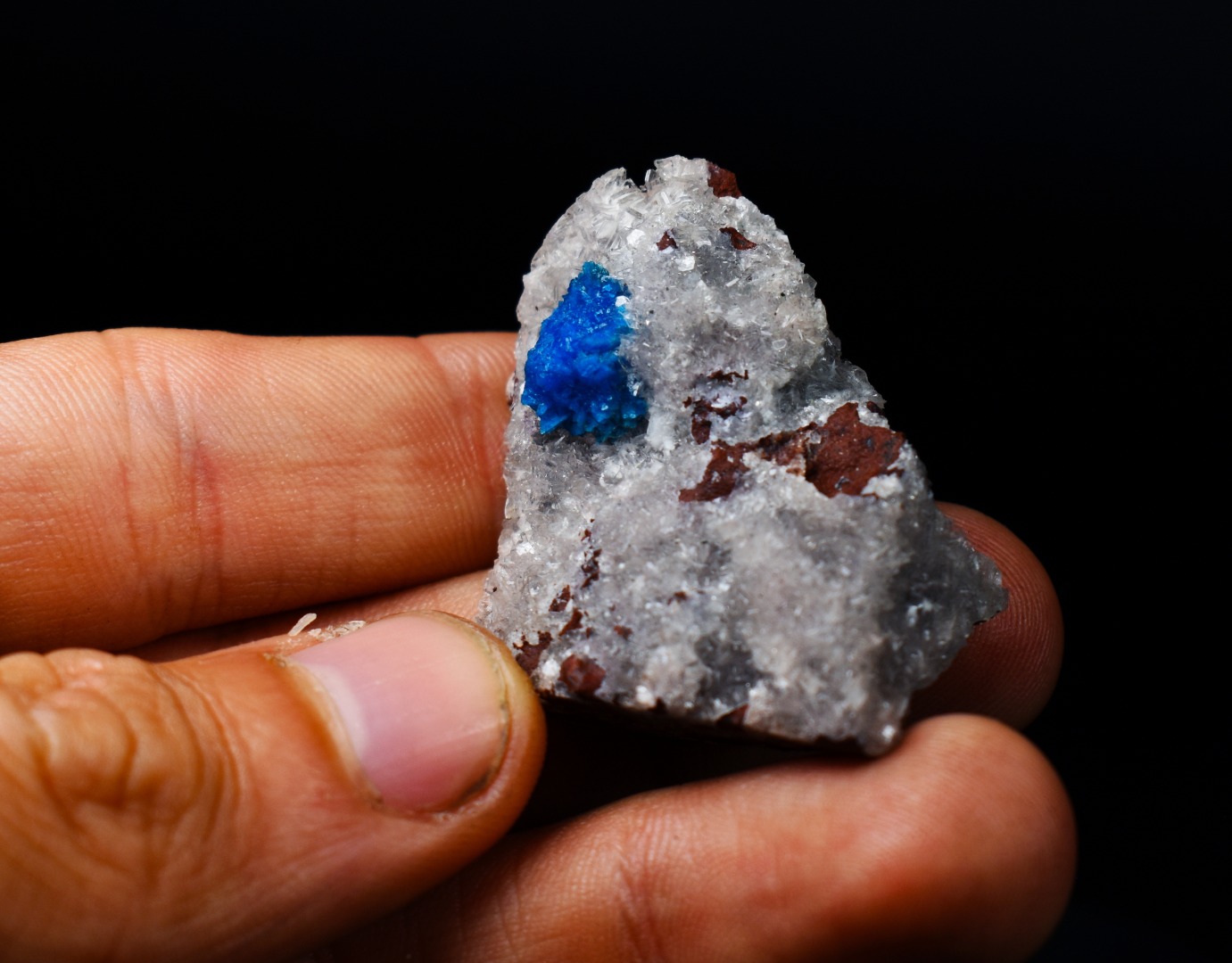 Rare Cavansite Cluster with Stilbite On Matrix from Wagholi, Pune, India - 18 grams - Image 6