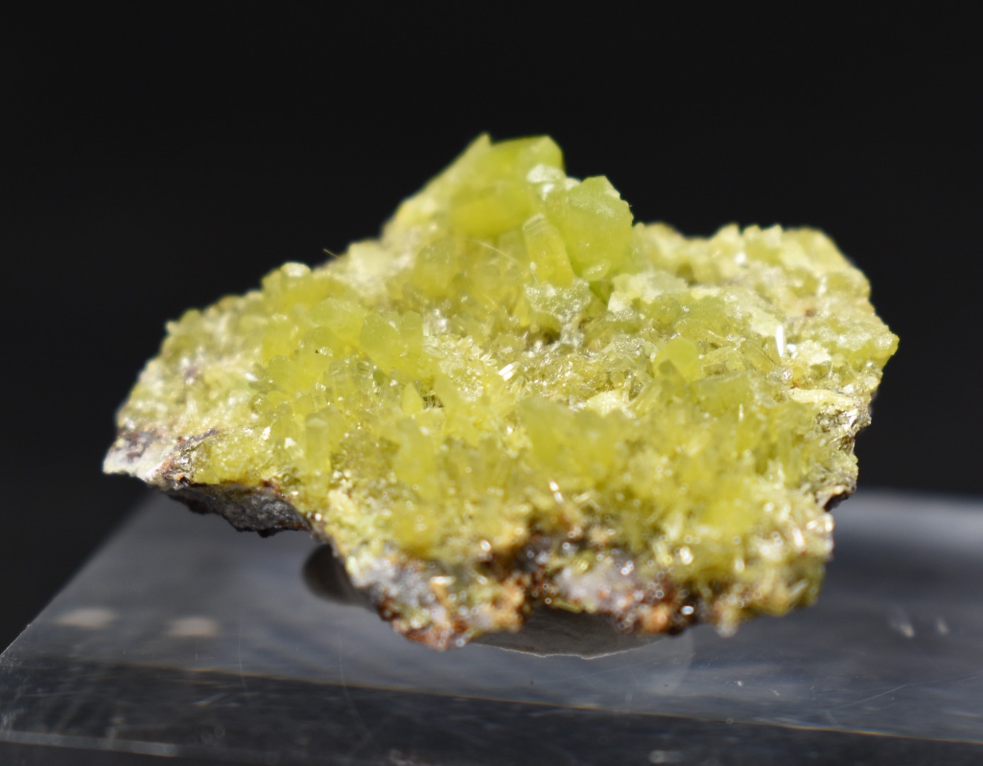 Lustrous Apple Green Pyromorphite Crystal - Daoping Mine, China Rare - 10.9 grams - Image 4