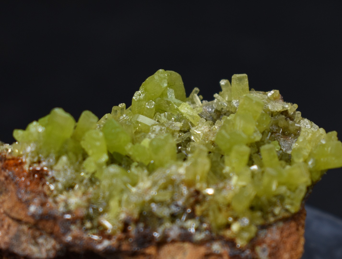 Lustrous Apple Green Pyromorphite Crystal - Daoping Mine, China - Rare - 9.7 grams - Image 5