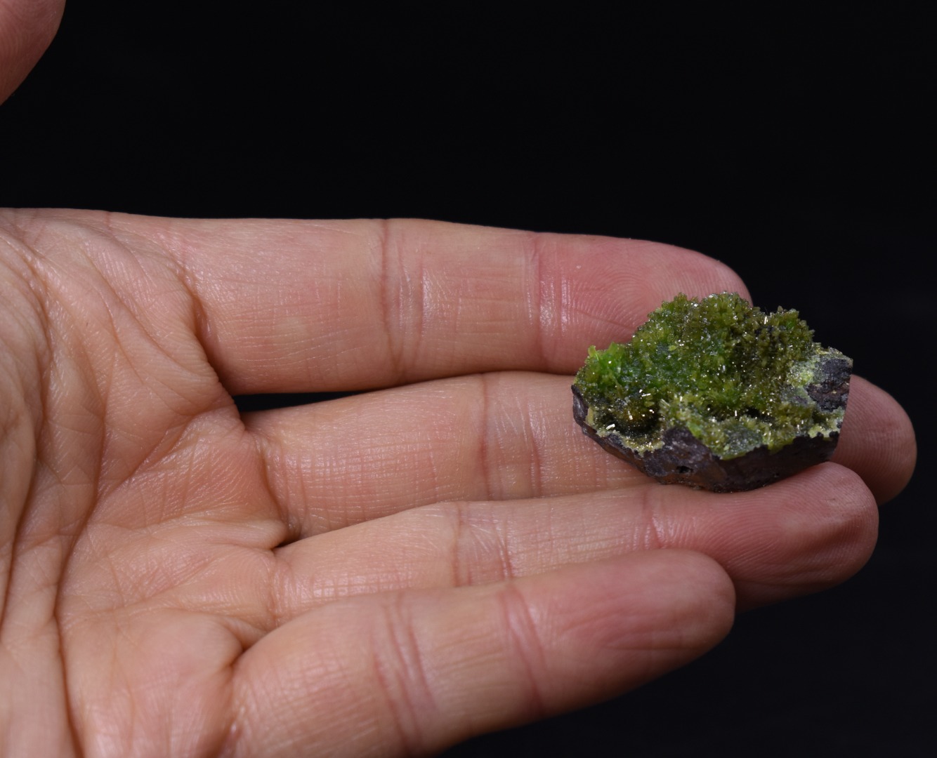 Lustrous Apple Green Pyromorphite Crystal - Daoping Mine, China - Rare - 18 grams - Image 7
