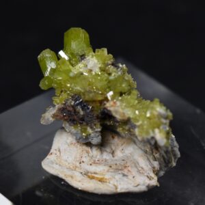 Lustrous Apple Green Pyromorphite Crystal - Daoping Mine, China - Rare - 4.6 grams