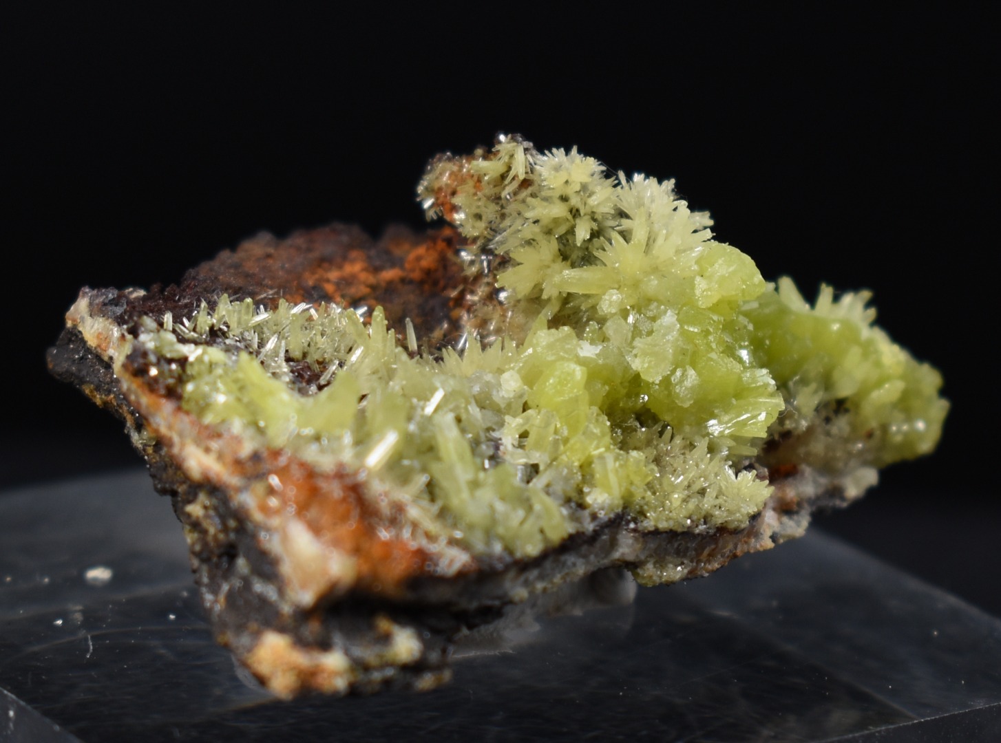 Lustrous Apple Green Pyromorphite Crystal - Daoping Mine, China - Rare - 14.4 grams - Image 5