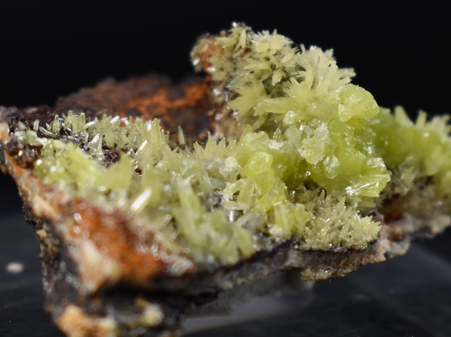 Lustrous Apple Green Pyromorphite Crystal - Daoping Mine, China - Rare - 14.4 grams - Image 6