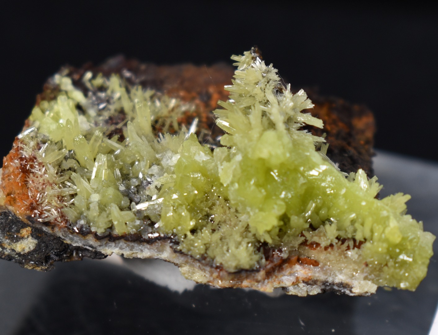 Lustrous Apple Green Pyromorphite Crystal - Daoping Mine, China - Rare - 14.4 grams - Image 10