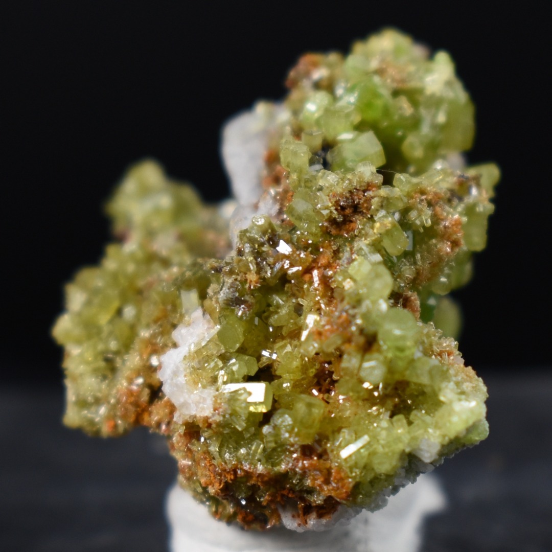 Lustrous Apple Green Pyromorphite Crystal - Daoping Mine, China - Rare - 10.7 grams - Image 3