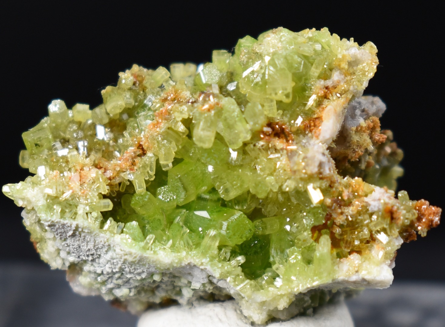 Lustrous Apple Green Pyromorphite Crystal - Daoping Mine, China - Rare - 10.7 grams - Image 5