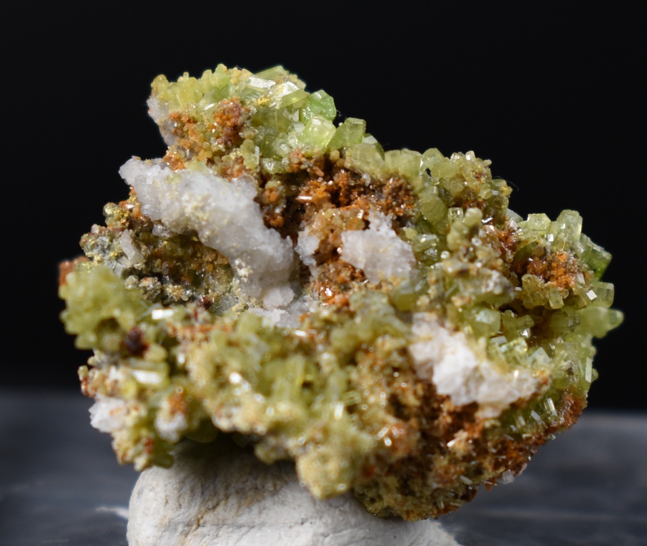 Lustrous Apple Green Pyromorphite Crystal - Daoping Mine, China - Rare - 10.7 grams