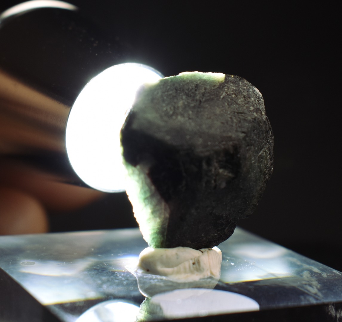 Natural Alexandrite / Chrysoberyl Rough Crystal from Brazil | Rare Colour Change Alexandrite Specimen - 1 PC - 34CT - Image 3