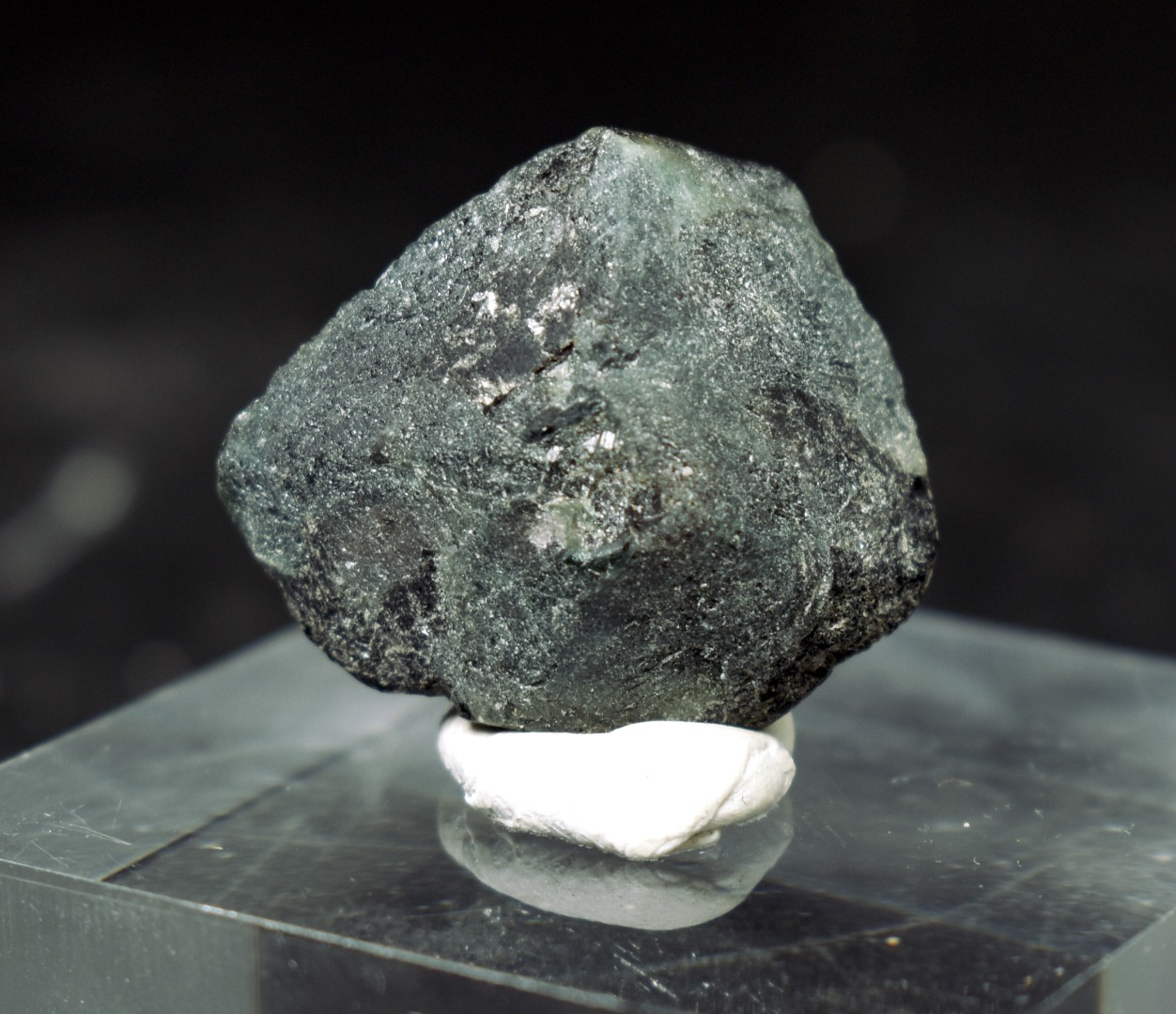 Natural Alexandrite / Chrysoberyl Rough Crystal from Brazil | Rare Colour Change Alexandrite Specimen - 1 PC - 34CT - Image 4