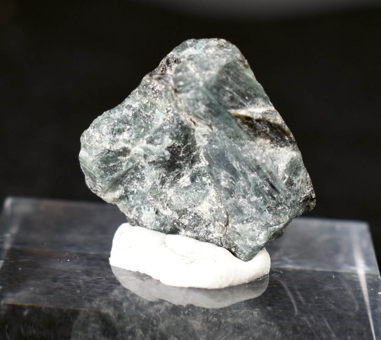 Natural Alexandrite / Chrysoberyl Rough Crystal from Brazil | Rare Colour Change Alexandrite Specimen - 1 PC - 27CT - Image 4