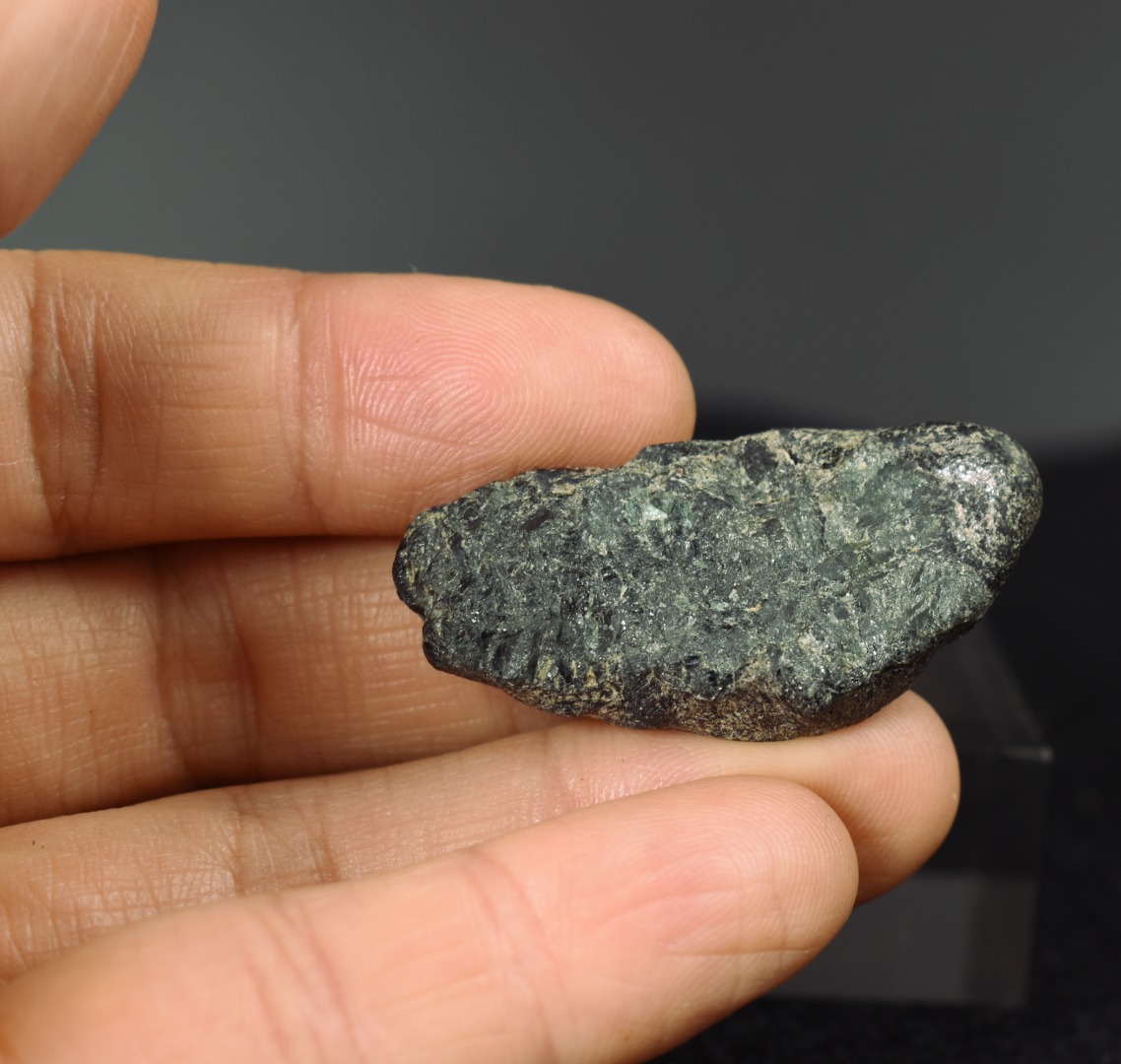 Natural Alexandrite / Chrysoberyl Rough Crystal from Brazil | Rare Colour Change Alexandrite Specimen - 1 PC - 61CT - Image 5