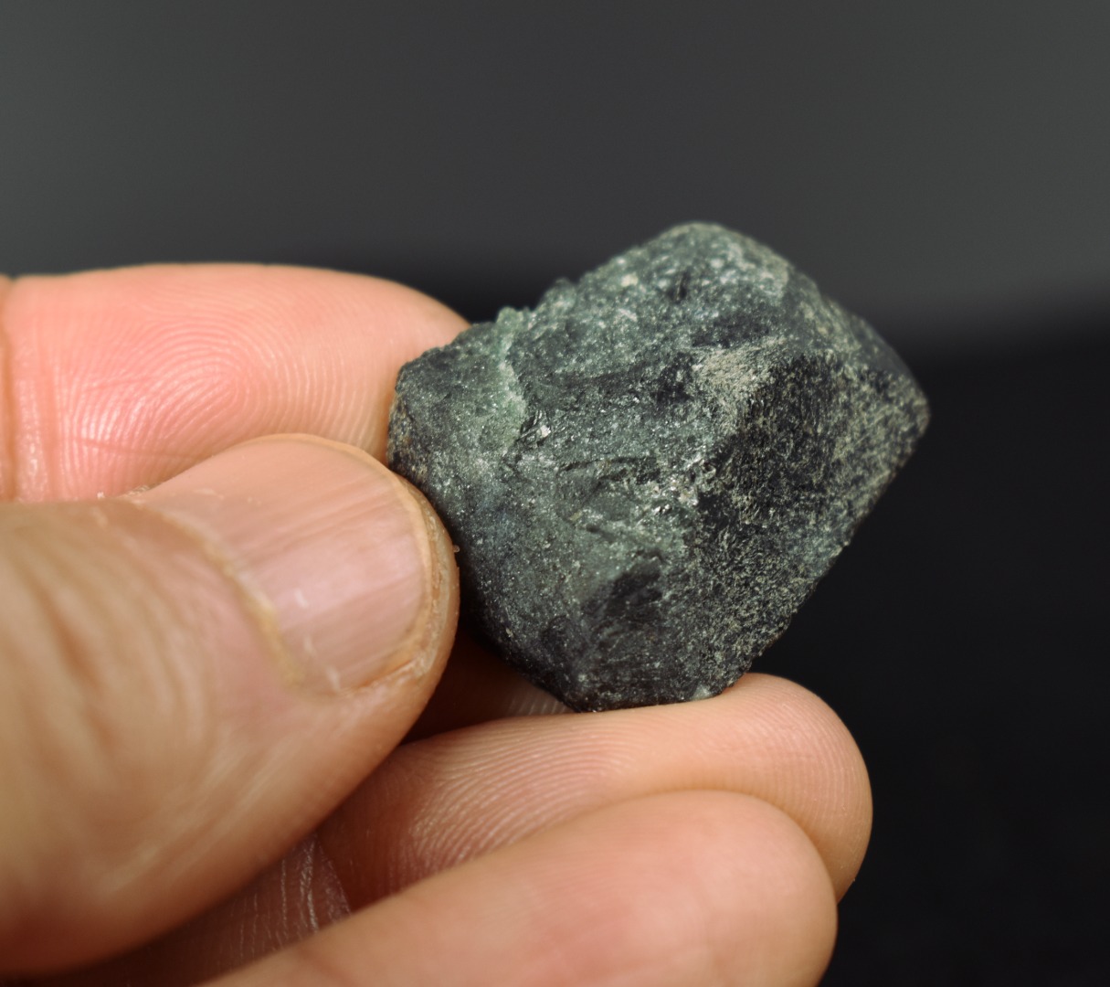 Natural Alexandrite / Chrysoberyl Rough Crystal from Brazil | Rare Colour Change Alexandrite Specimen - 1 PC - 47CT - Image 5