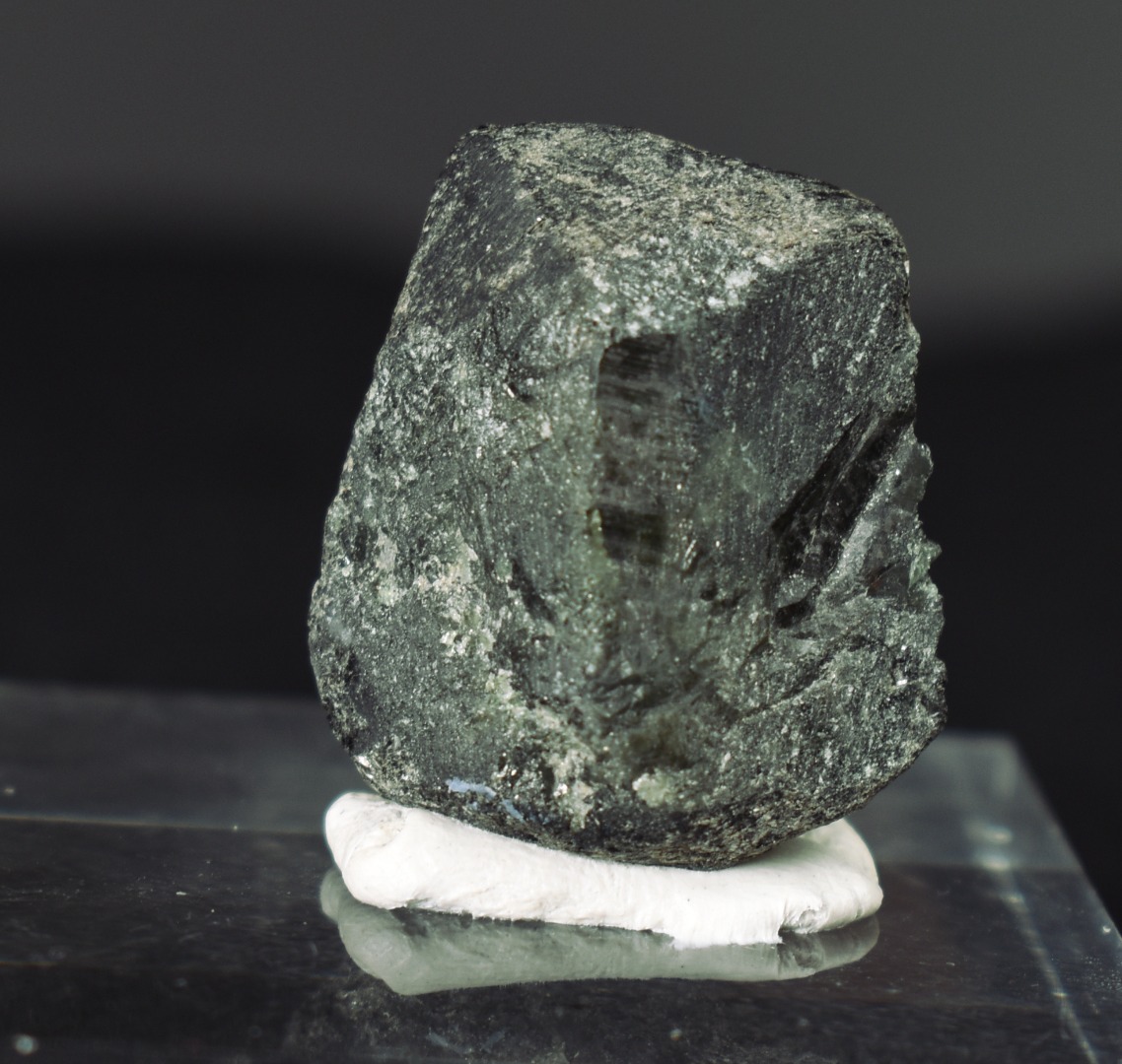 Natural Alexandrite / Chrysoberyl Rough Crystal from Brazil | Rare Colour Change Alexandrite Specimen - 1 PC - 47CT - Image 3