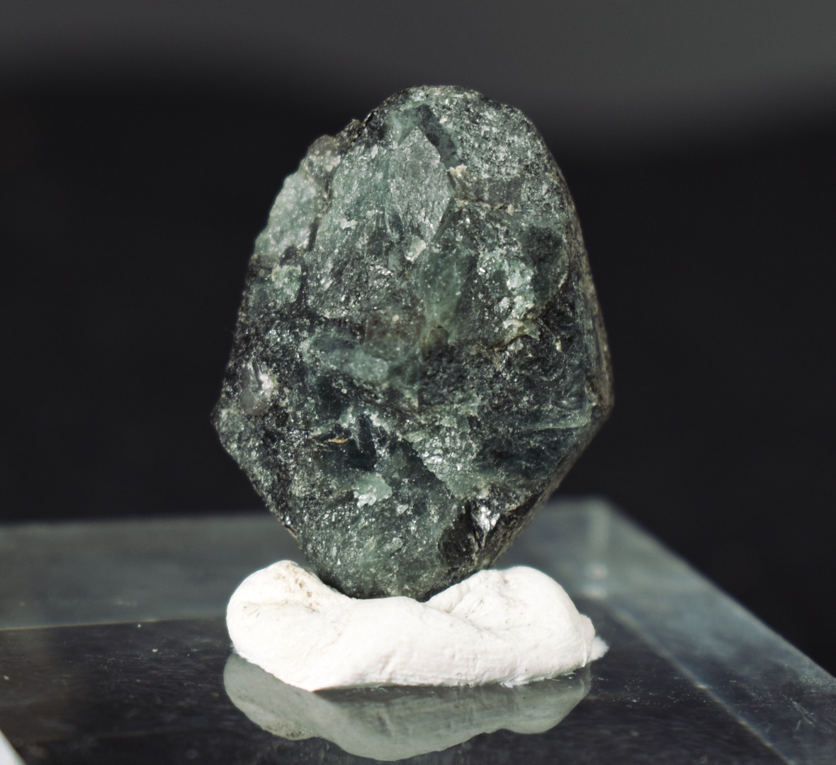 Natural Alexandrite / Chrysoberyl Rough Crystal from Brazil | Rare Colour Change Alexandrite Specimen - 1 PC - 31CT - Image 4